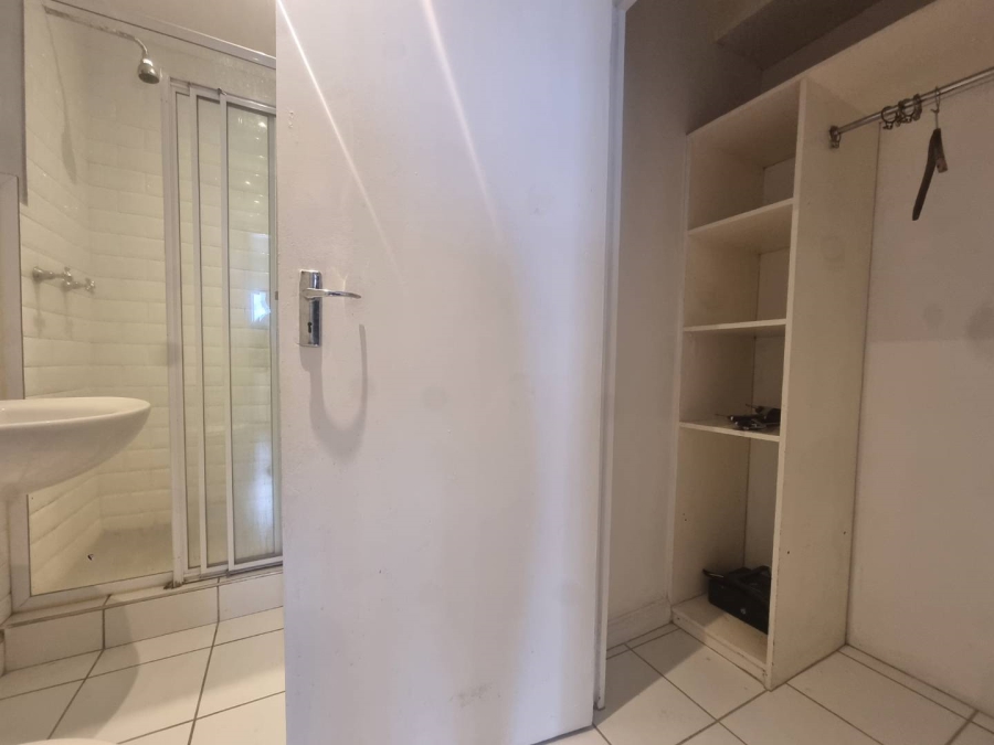 1 Bedroom Property for Sale in Cape Town City Centre Western Cape